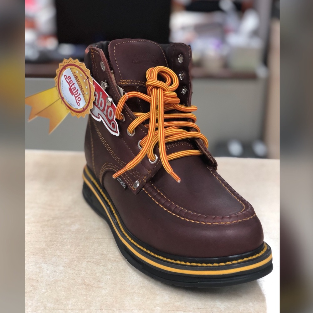 Men work boots